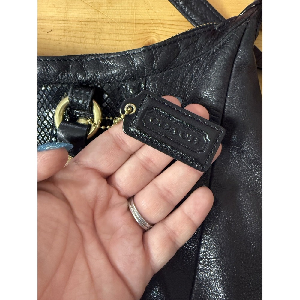 Coach Ashley Hippie Black Leather Python Trim Shoulder Bag Purse Gold Hardware - Picture 4 of 8